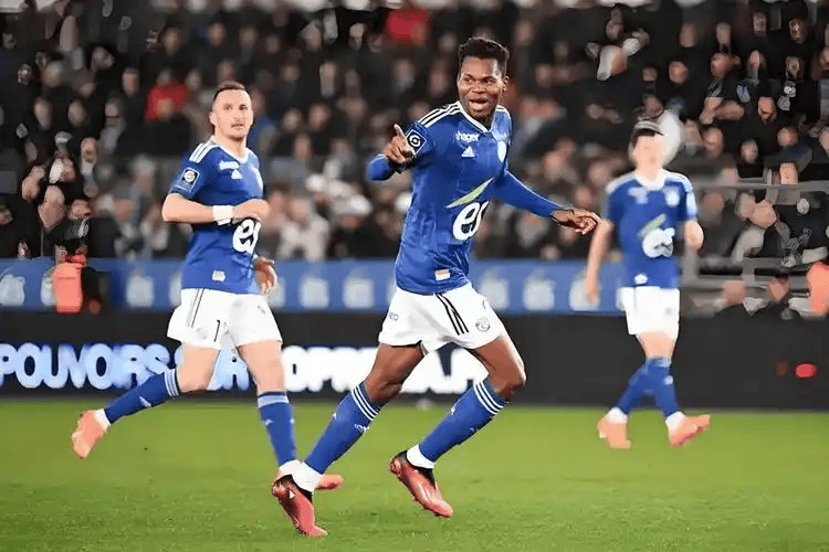 法甲激战：勒阿弗尔主场死守，里昂剑指三分